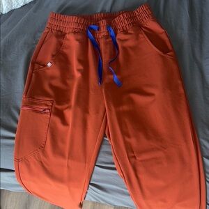 Figs Auburn Jogger Pants with Blue Accents